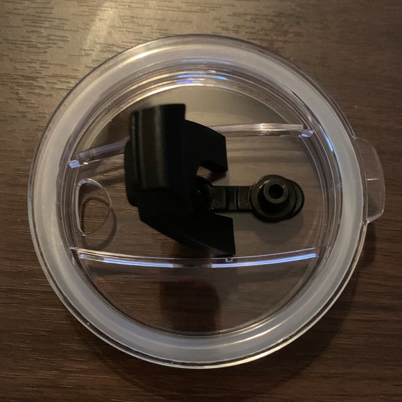 Crave tumbler black (NWT) - Picture 4 of 7